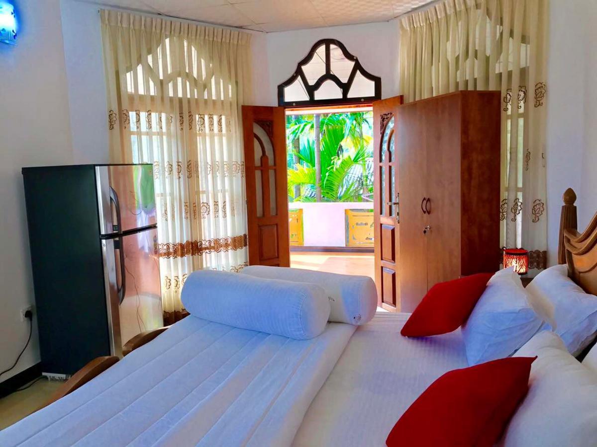Moragalla Dilu Villa เบอร์อูวาลา ภายนอก รูปภาพ
