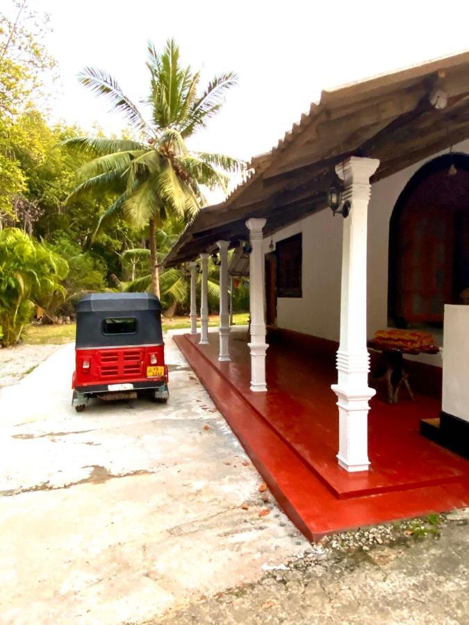 Moragalla Dilu Villa เบอร์อูวาลา ภายนอก รูปภาพ