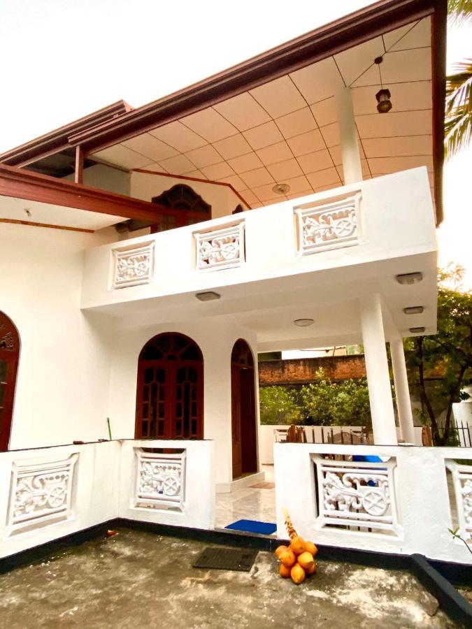 Moragalla Dilu Villa เบอร์อูวาลา ภายนอก รูปภาพ